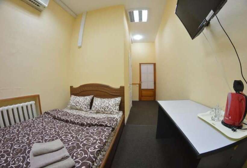 اتاق استاندارد سه نفره, Mini Hotel In The Heart Of Kiev