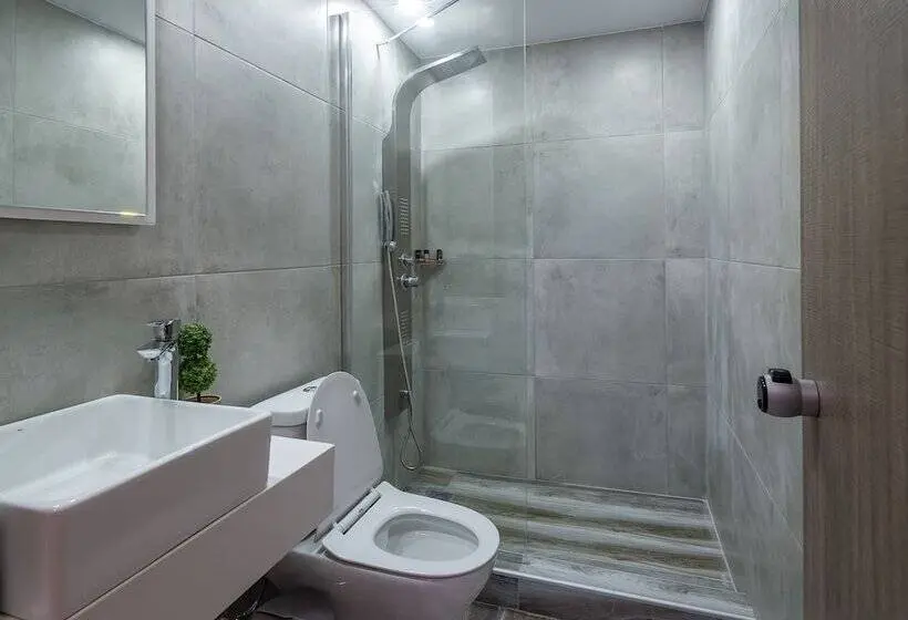 استودیو اجرایی, Kyma Rooms & Suites