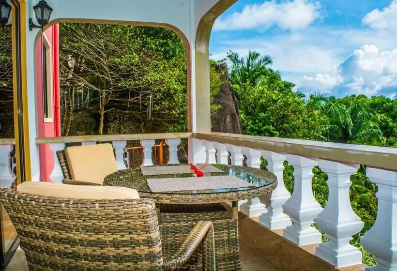 استودیوی استاندارد با چشم‌انداز دریا, Les Elles Guesthouse Self Catering