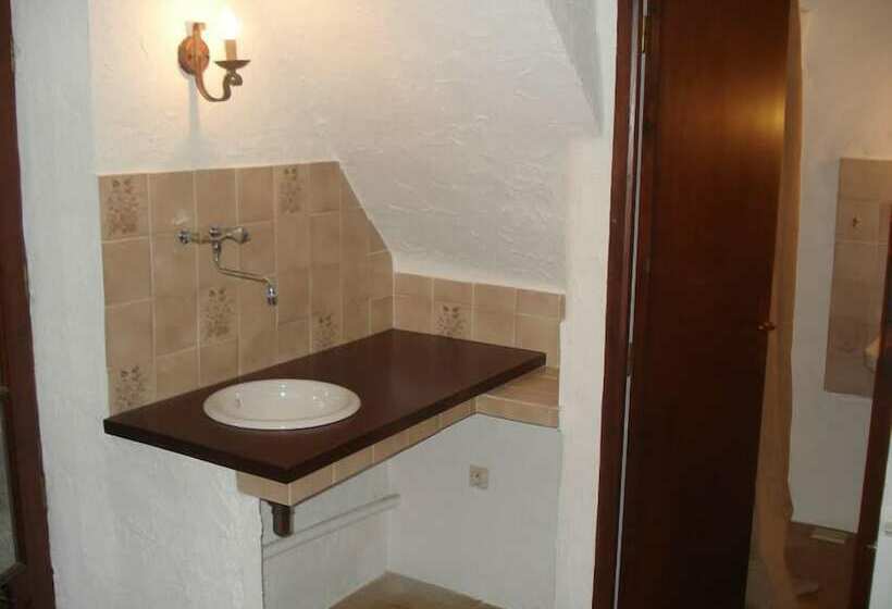 Номер Стандарт, La Maison De Julie