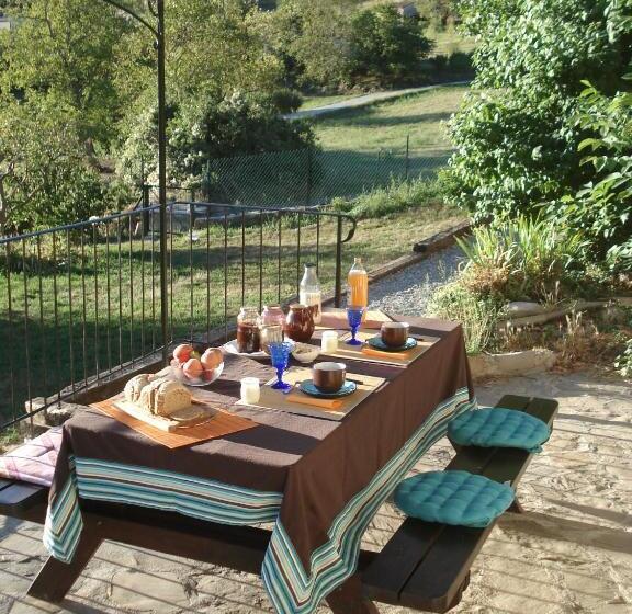 Номер Стандарт, La Maison De Julie