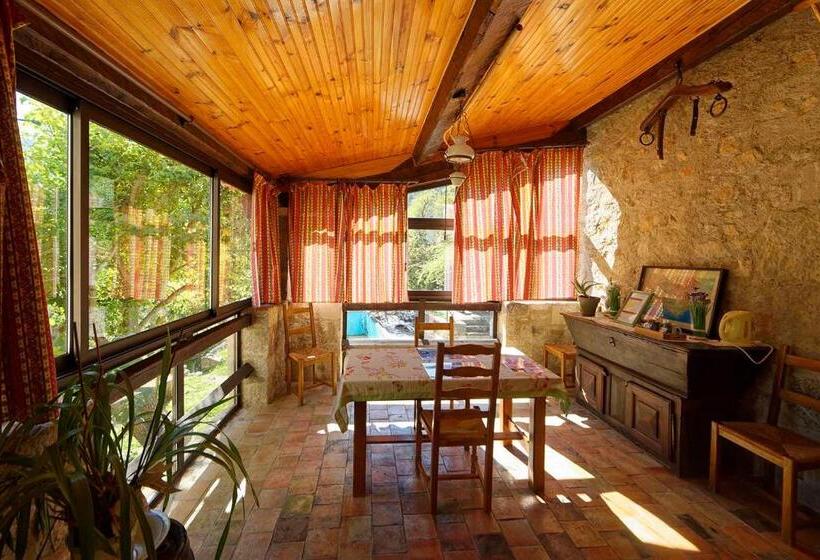 Номер Стандарт, La Maison De Julie