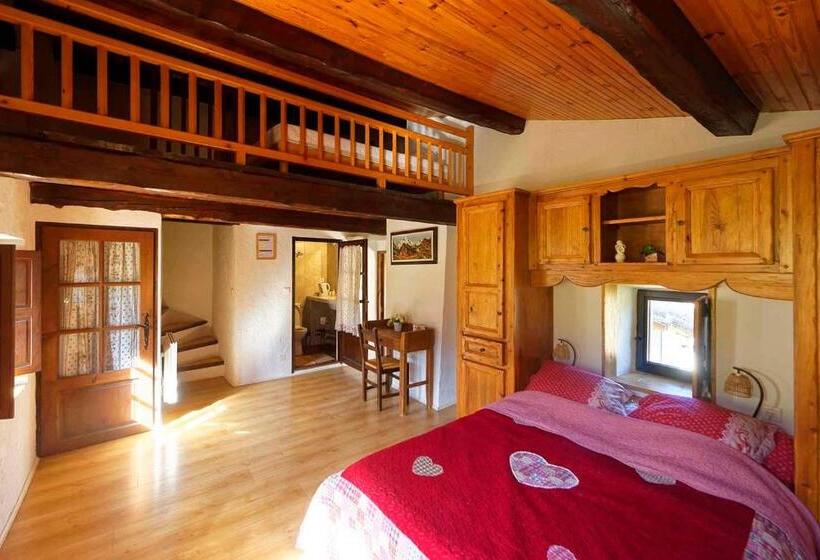 Четырехместный Номер Стандарт, La Maison De Julie