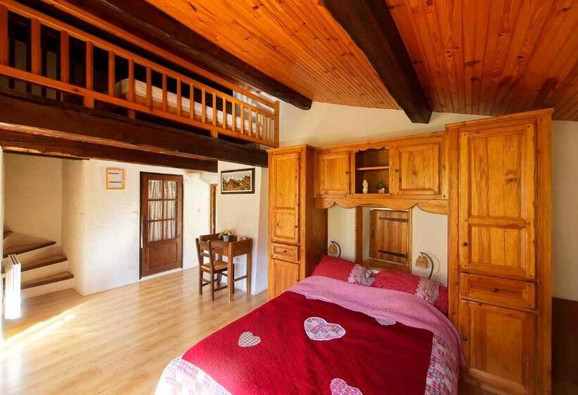 Четырехместный Номер Стандарт, La Maison De Julie