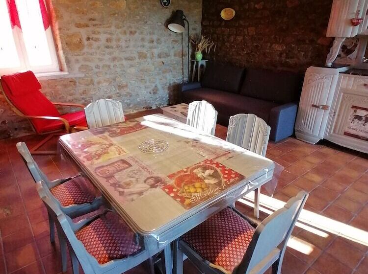 ファミリールーム, La Brocherie