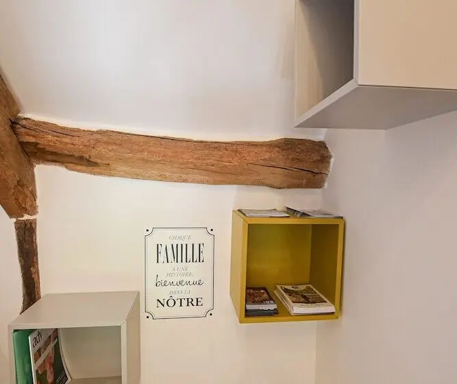 ファミリールーム, La Brocherie