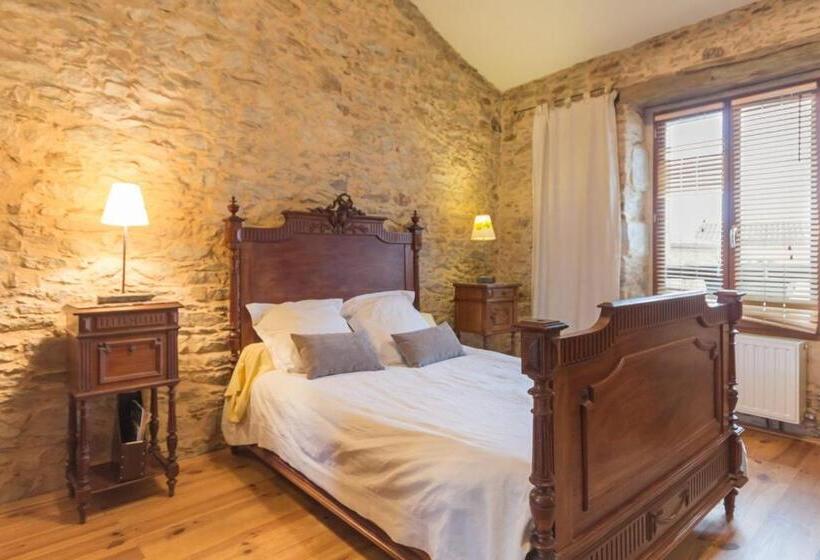 Quarto Estandar, Topaze
