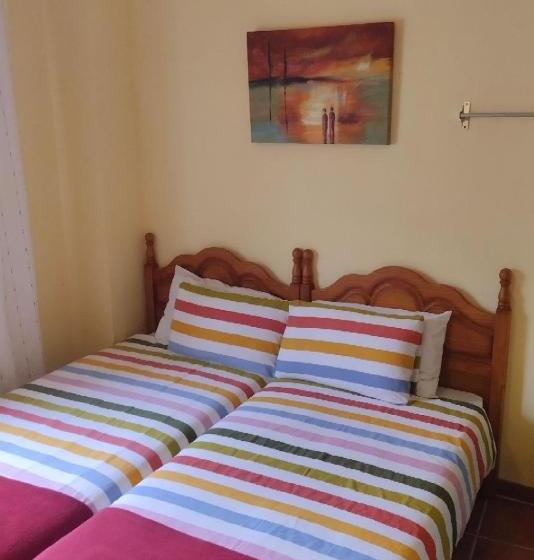 Номер Стандарт Индивидуальный Совместная Ванная, Hostal R Conecta