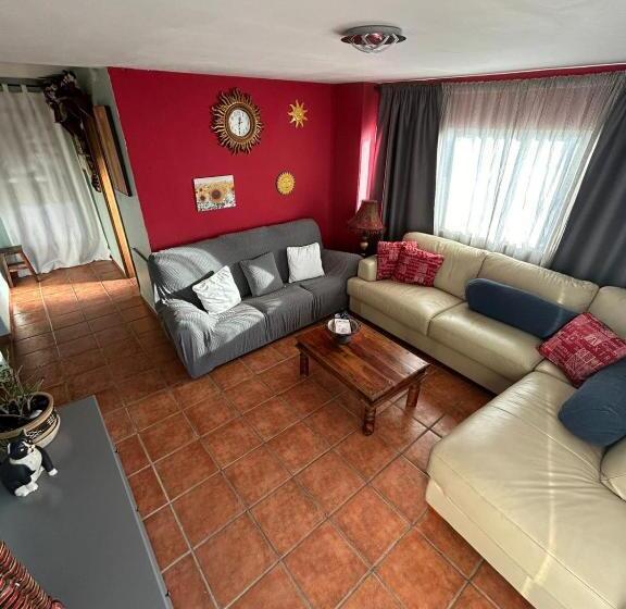 Семейный Номер Совместный Санузел, Hostal R Conecta