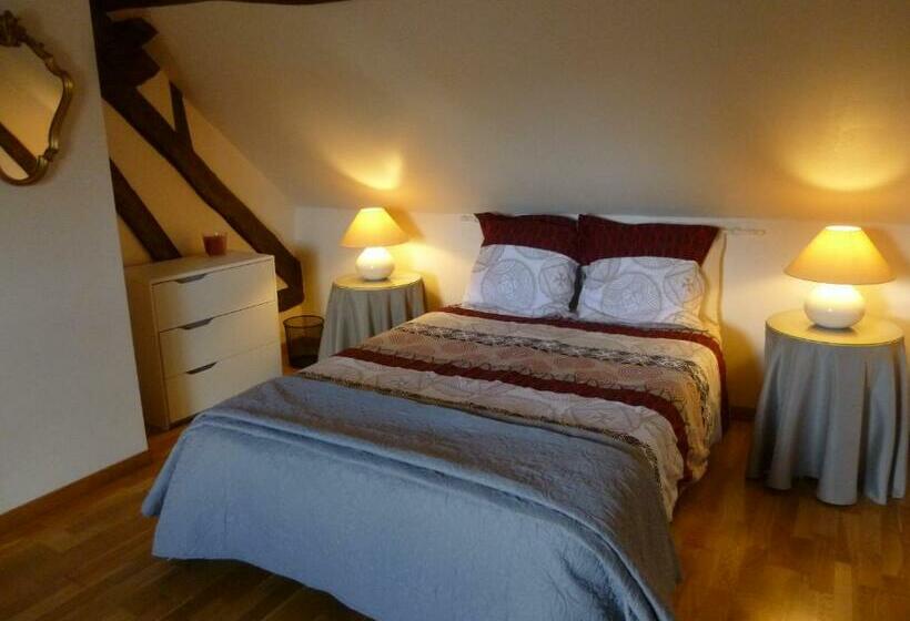 סוויטה משפחתית, La Sauleraie