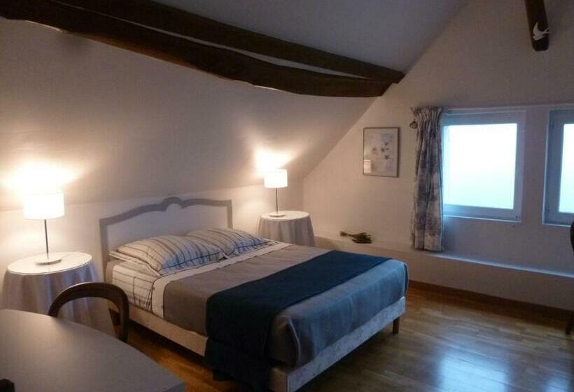 סוויטה משפחתית, La Sauleraie