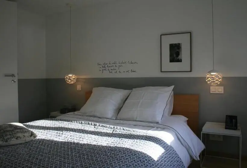 ガーデンビュースタンダードルーム, B&b La Chambre D'à Côté
