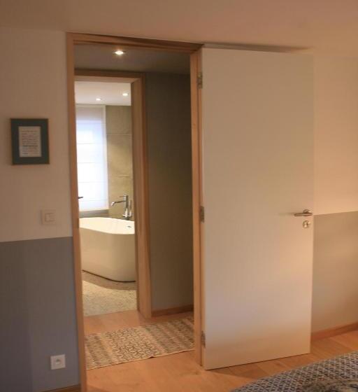 חדר סטנדרט נוף לגינה, B&b La Chambre D'à Côté