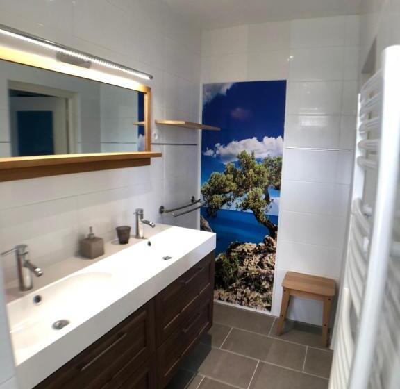 带大床的高级房间, Domaine De Ludeye