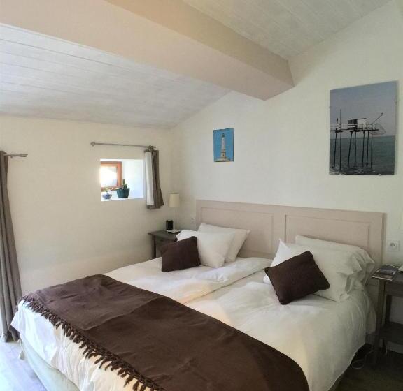 带大床的标准间, Domaine De Ludeye