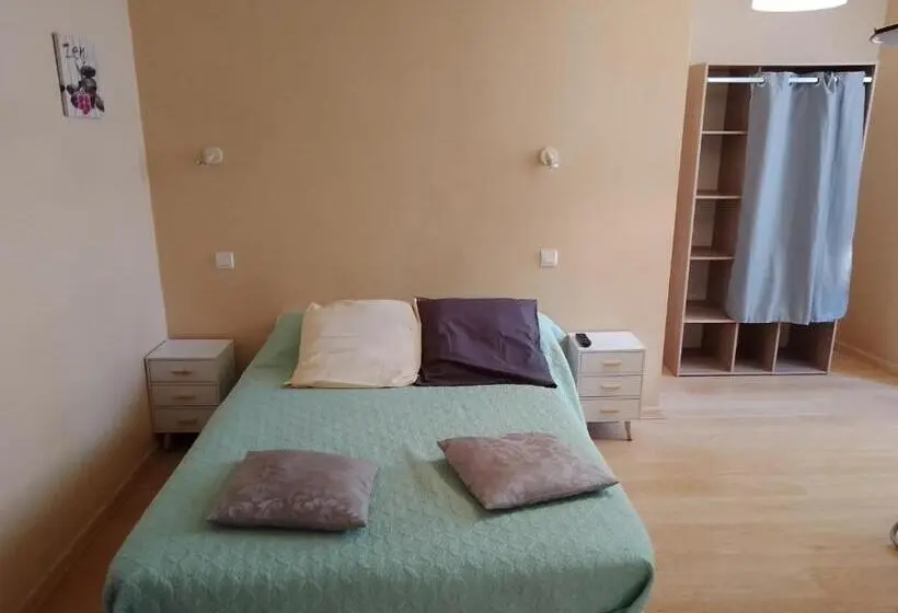 デラックスルーム, Le Moderne Veynes   Location D Appartements à La Nuitée