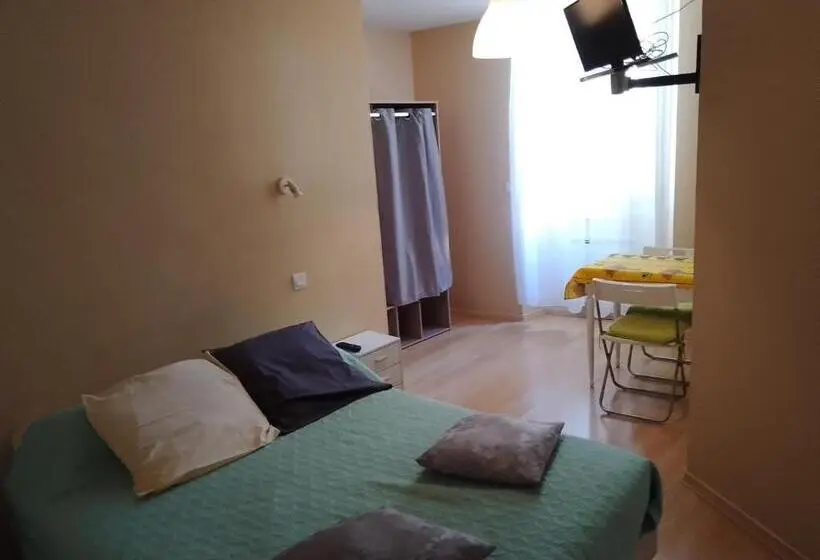 デラックスルーム, Le Moderne Veynes   Location D Appartements à La Nuitée