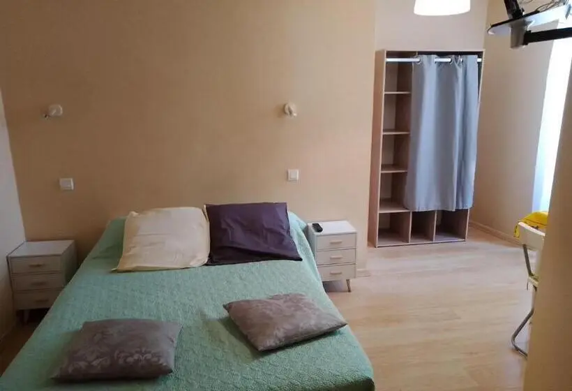 デラックスルーム, Le Moderne Veynes   Location D Appartements à La Nuitée