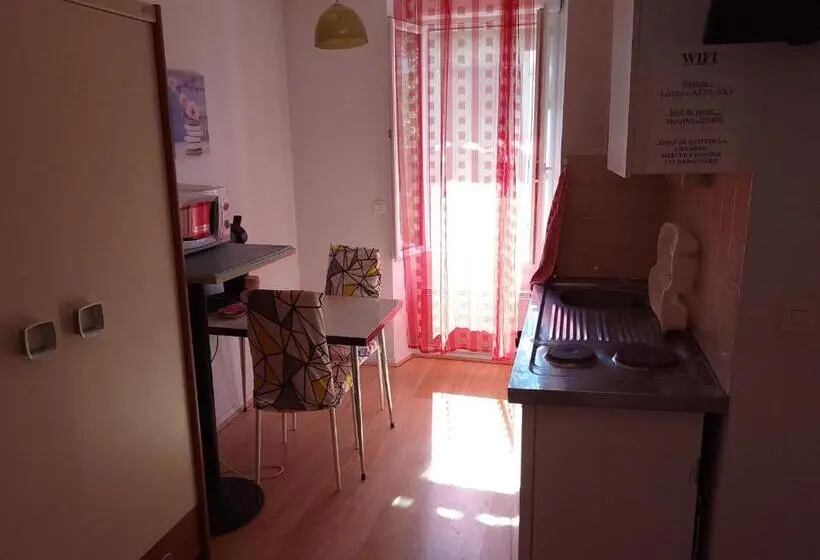 スタンダードルーム, Le Moderne Veynes   Location D Appartements à La Nuitée
