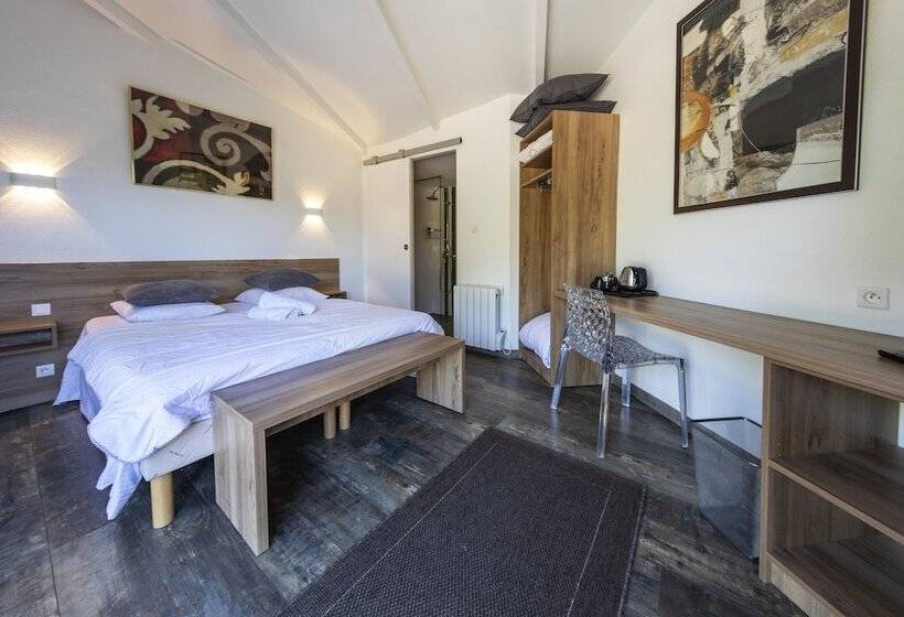 장애인을 위한 스탠다드 룸, La Jalousie