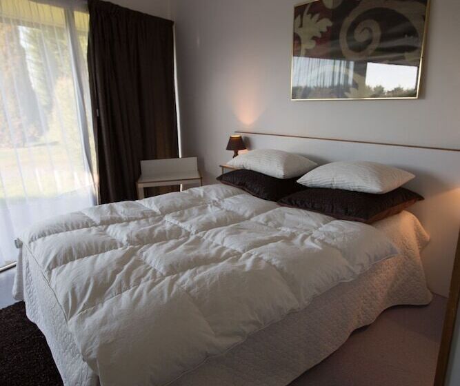 장애인을 위한 스탠다드 룸, La Jalousie