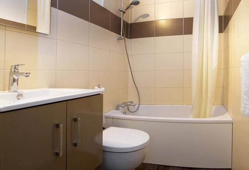 غرفة قياسية, Le Galoubin