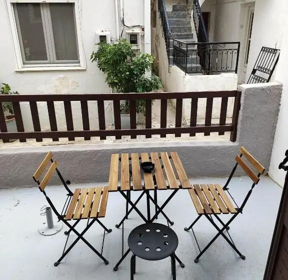 اتاق استاندارد چهارنفره با بالکن, Grecos Zero Skiathos