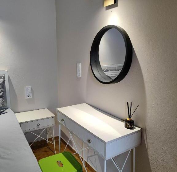 バルコニー付きスタンダードルーム, Grecos Zero Skiathos