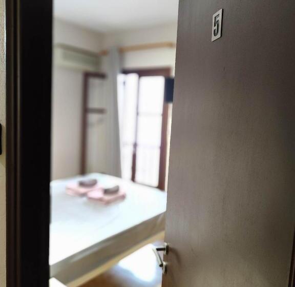 バルコニー付きスタンダードルーム, Grecos Zero Skiathos