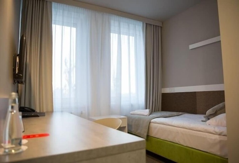 スタンダードシングルルーム, Quattro