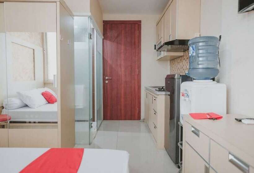 Номер Стандарт, Reddoorz Apartment @ Saladin Mansion Margonda
