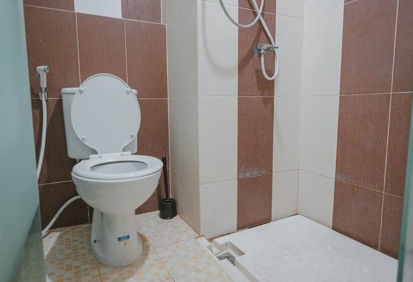 Номер Стандарт, Reddoorz Apartment @ Saladin Mansion Margonda