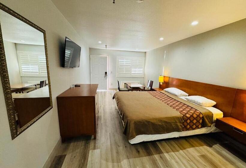 标准间, Morgan Hill Inn