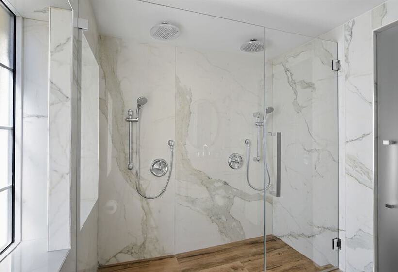 חדר סופריור, Ocean