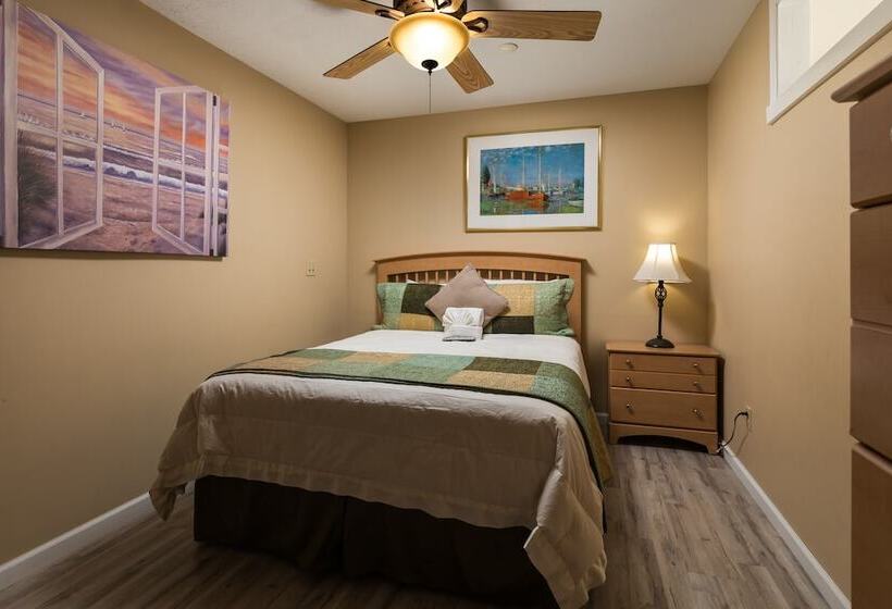 جناح غرفتين نوم, Old Harbor Inn