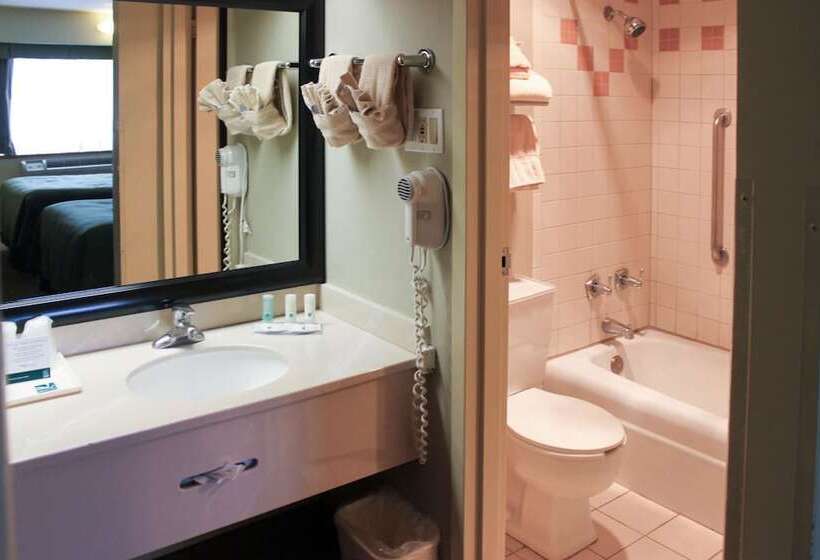 Номер Стандарт 2 Двуспальные Кровати, Quality Inn Navajo Nation Capital