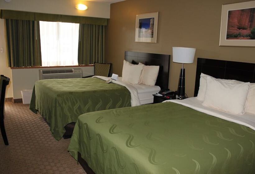 Номер Стандарт 2 Двуспальные Кровати, Quality Inn Navajo Nation Capital