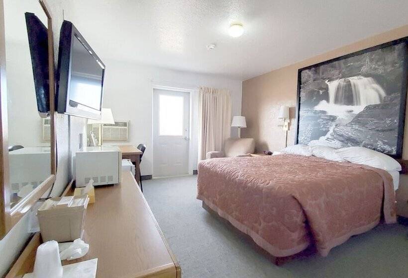 غرفة قياسية سرير مزدوج, Super 8 By Wyndham Cut Bank