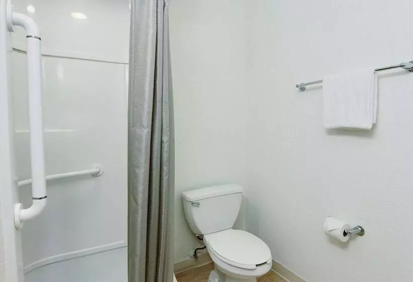 اتاق استاندارد برای معلولان, Motel 6corpus Christi, Tx  East  North Padre Island