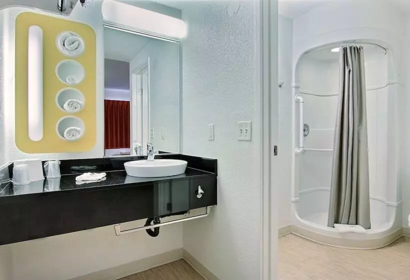 اتاق استاندارد برای معلولان, Motel 6corpus Christi, Tx  East  North Padre Island