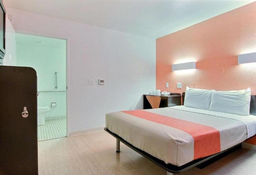 Номер Стандарт Адаптированный для Инвалидов, Motel 6corpus Christi, Tx  East  North Padre Island