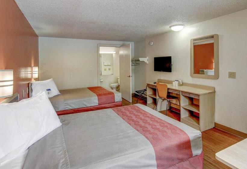 Четырехместный Номер Deluxe, Motel 6 Union City, Ga  Atlanta Airport