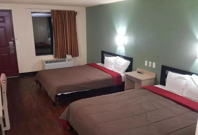 ２ダブルベッドのスタンダードルーム, Mentor Home Inn And Suites