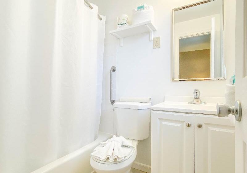 חדר סטנדרט, Ocean Court Beachfront