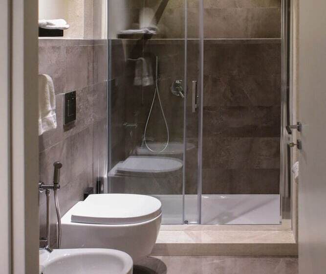 주니어 스위트, Neko Boutique