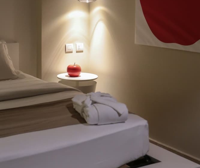 주니어 스위트, Neko Boutique