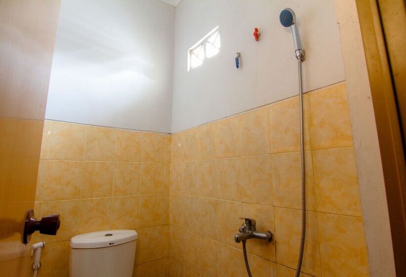 Quarto Estandar, JJ House Wahid Hasyim