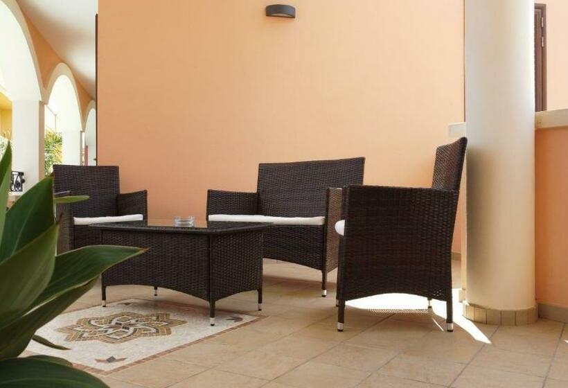 Studio Standard Widok Basen, B&b Vignali