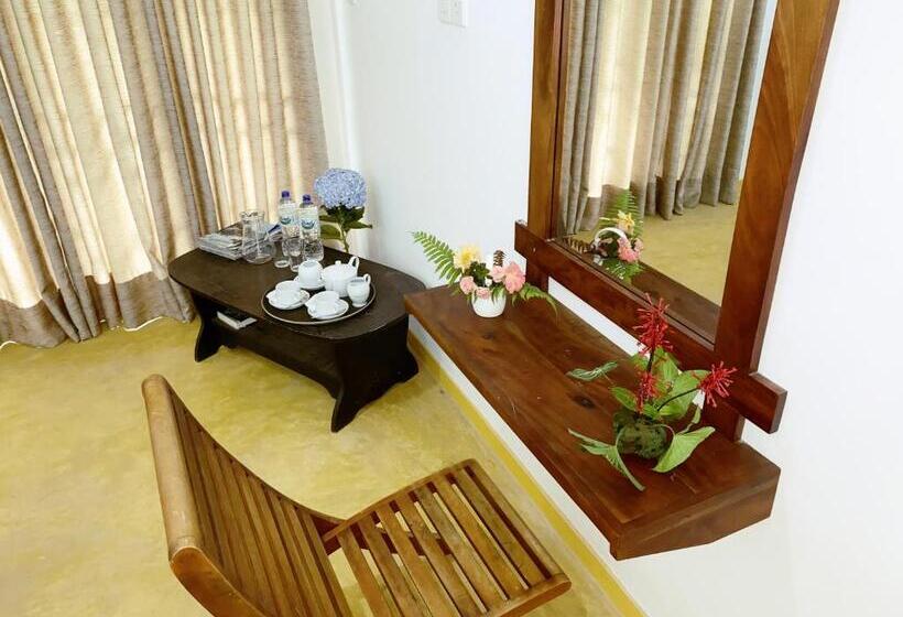 패밀리 룸 가든 전망, Misty Elegance  Ella