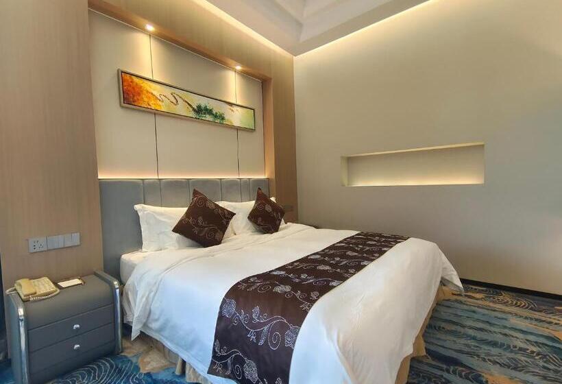 Люкс Superior, Romanjoy International